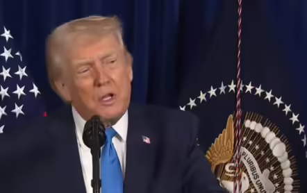 El presidente Donald Trump realizó una conferencia de prensa desde su casa de Mar-a Lago