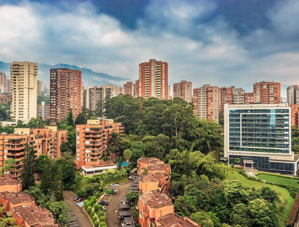 As?? se vive en Medell??n