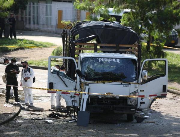Así luce el lugar del atentado a 12 horas del hecho.