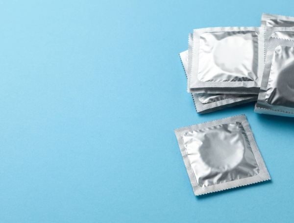 ¿Cómo verificar el registro sanitario de sus condones?