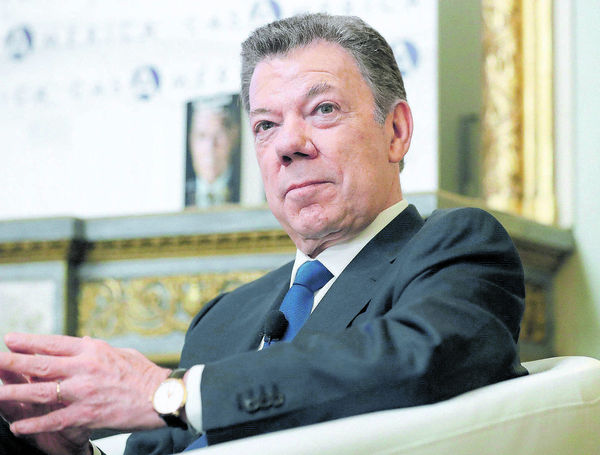 Con el entonces ministro de Salud Alejandro Gaviria, el expresidente Juan Manuel Santos (foto) logró que se expidiera la Ley Estatutaria de Salud, que consagra la salud como un derecho fundamental.
