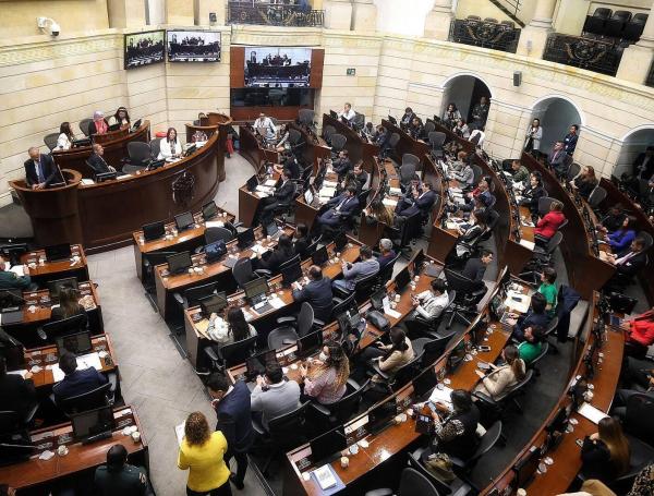 Consejo de Estado suspendió provisionalmente el decreto que derogó la prima especial de 18 millones para los congresistas y otros altos funcionarios
