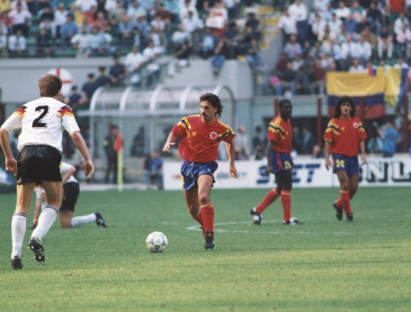 Video | Un recuerdo que eriza: se cumplen 35 años del mítico gol de ...