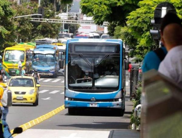 Sistema de buses Metroplús