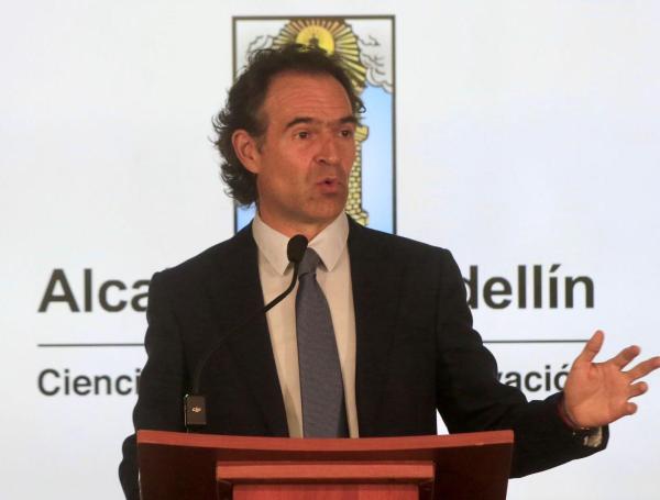 En rueda de prensa, el alcalde de Medell??n, Federico Guti??rrez, revel??, al parecer, un tramado de corrupci??n con EPM en la administraci??n anterior de Daniel Quintero.