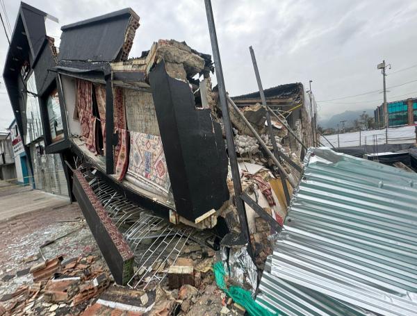 Local de alfombras fue el principal afectado.