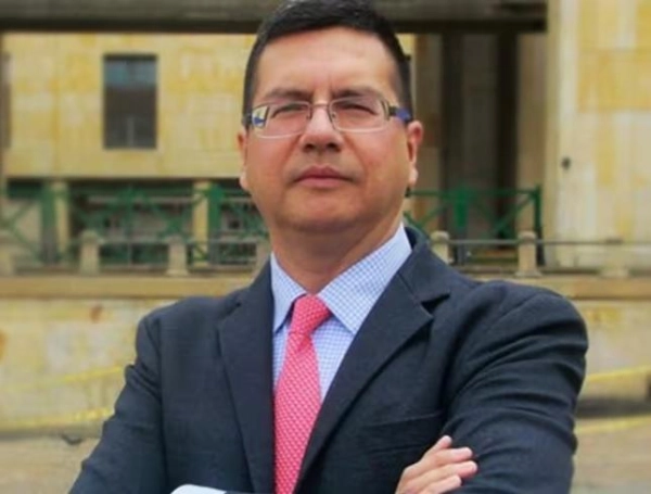Germán Calderón España, abogado