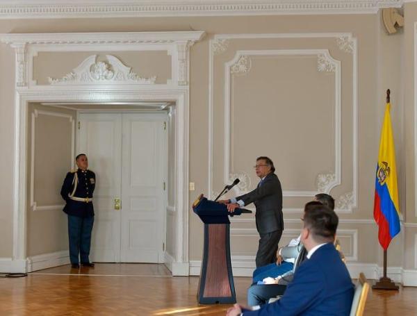 Las claves del encuentro entre el presidente Gustavo Petro y el cuerpo ...