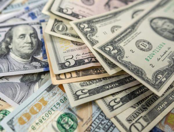 ¿Cuál es el límite de dinero en efectivo que se puede llevar en un ...