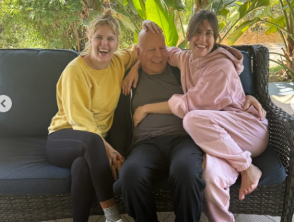 Scout Willis difundió una imagen del actor junto a dos de sus hijas