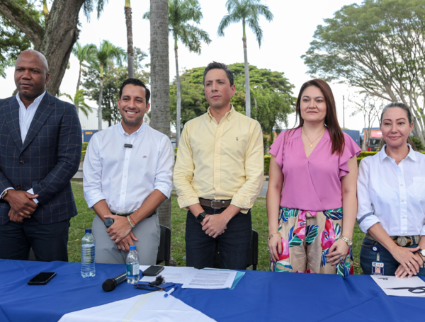 Anuncio del operador sobre contrato en Zona Franca Palmaseca.