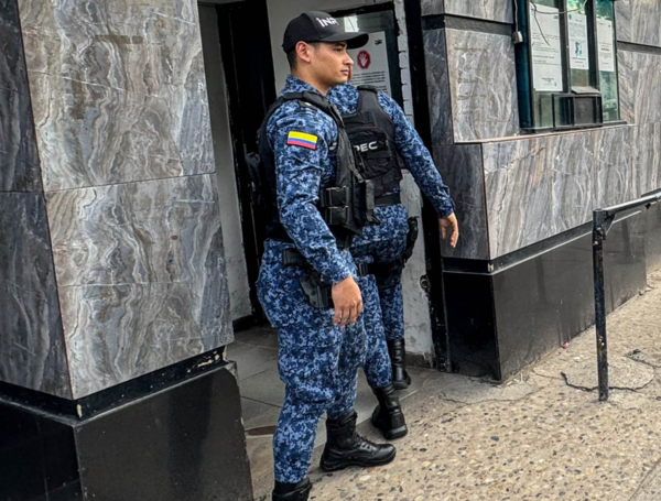 Guardia del Inpec lucha por su vida en una UCI tras ataque sicarial en ...