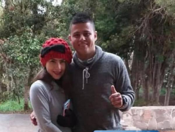 Ellos eran Fernanda Loaiza y Victor Mayoni, quienes murieron en el accidente en Mediacanoa.
