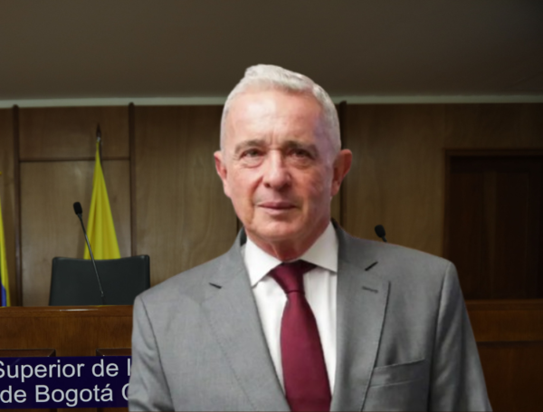 Álvaro Uribe, expresidente, en el Tribunal de Bogotá.