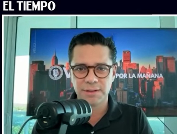 Vélez por la mañana con Kevin Whitaker, ex embajador de Estados Unidos en Colombia.