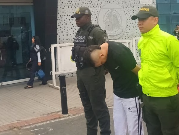 Capturado el presunto cerebro del atentado con camión bomba del 21 de agosto en Cali.