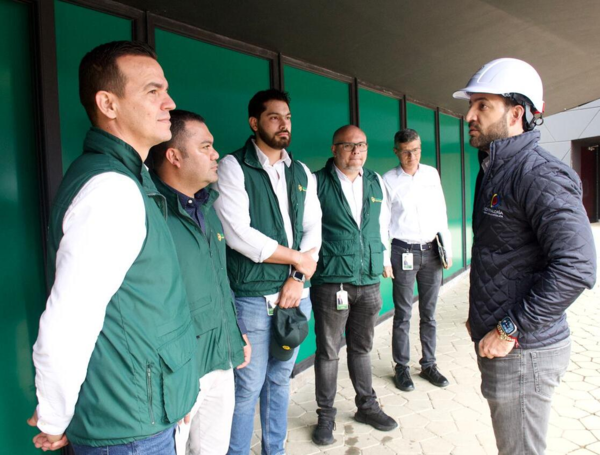 El vicecontralor estuvo de visita en Medellín