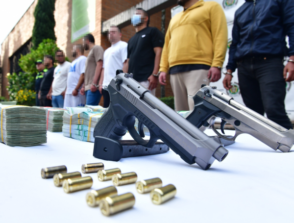 14 integrantes de esta red fueron capturados en 22 diligencias de allanamiento y registro.