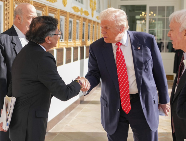 Qué pasó en encuentro Trump - Petro?: presidente de Estados Unidos se  habría comprometido a ir 'contra capos' del narcotráfico y proteger  campesinos