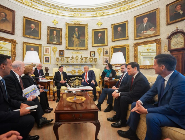 La reunión entre el presidente Gustavo Petro y Donald Trump en el Despacho Oval de la Casa Blanca.
