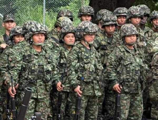 General Carlos Ernesto Marmolejo, comandante de la Quinta División del Ejército.