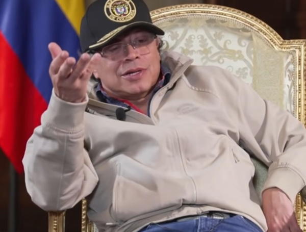 Presidente Gustavo Petro y el 'influencer' Westcol sostuvieron una entrevista