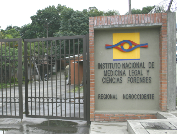 El cuerpo de Gutiérrez permanece en la sede de Medicina Legal en Medellín.