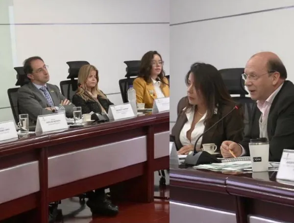 Empalme presidencial entre José Manuel Restrepo y Germán Ávila.