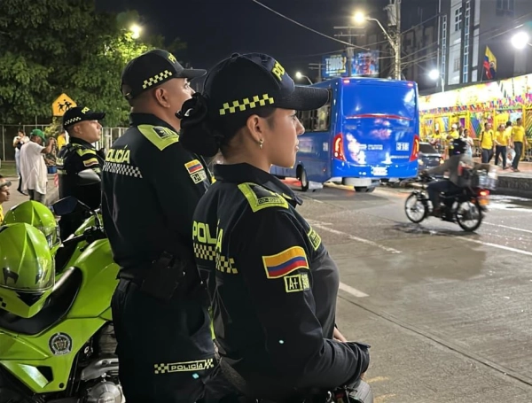Policía