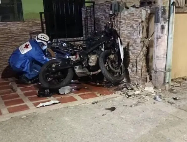 ACCIDENTE MANIZALES DONDE SE INVOLUCRÓ UN MOTOCICLISTA