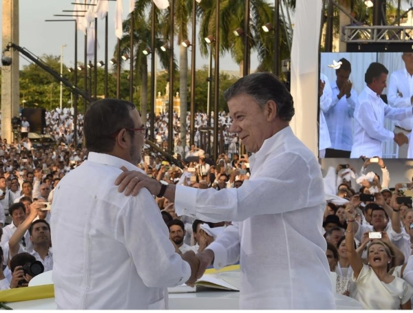 Se cumplen 10 años de la firma de la paz en Cartagena