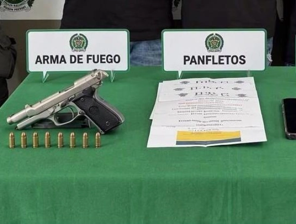 Policía