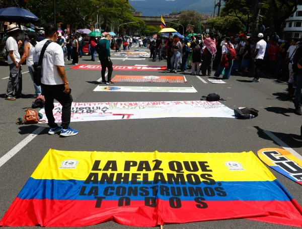 Las consignas de los manifestantes iban en contra del gobierno De La Espriella.
