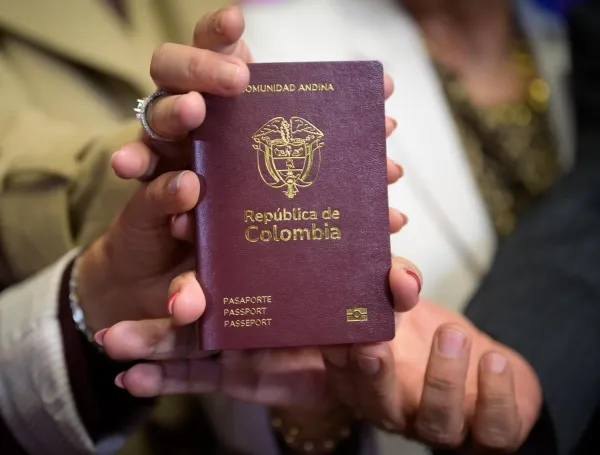 Thomas Greg & Sons volverá a encargarse de los pasaportes en Colombia.