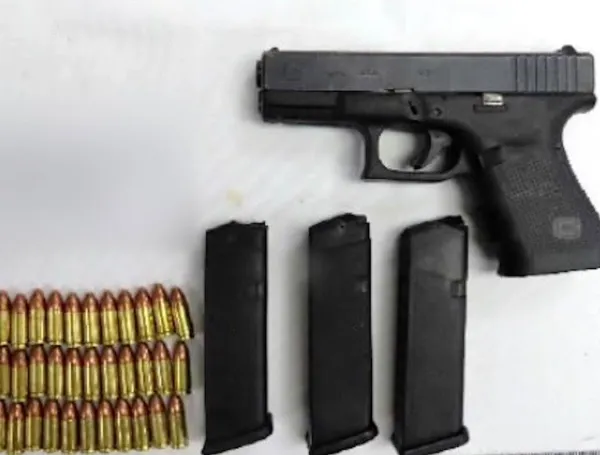 Armas incautadas a la creadora de contenido Wendy Durán.
