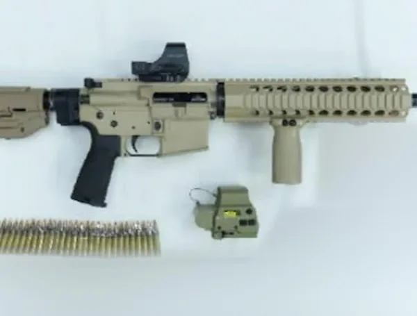 Armas incautadas a la creadora de contenido Wendy Durán.