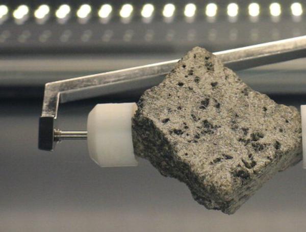 Rocas lunares fueron distribuidas para su estudio a universidades, agencias espaciales, museos e instituciones científicas de todo el mundo.