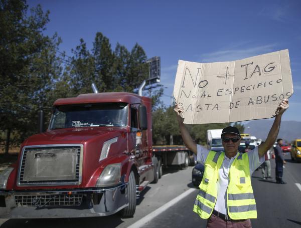Se eleva a 19 el saldo de muertos por crisis en Chile