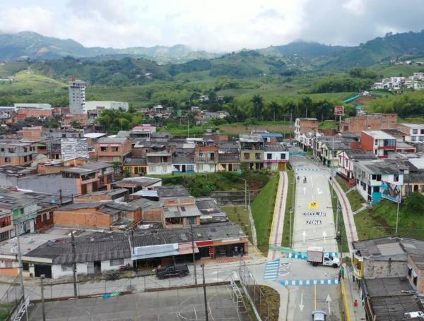 La calle 50 es la primera obra que se inaugura en el plan de movilidad. Faltan otras tres construcciones.