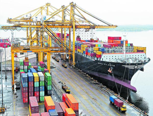 Hasta abril de 2019, la utilización de la capacidad instalada en los tres puertos del complejo era de apenas 40,7 %.