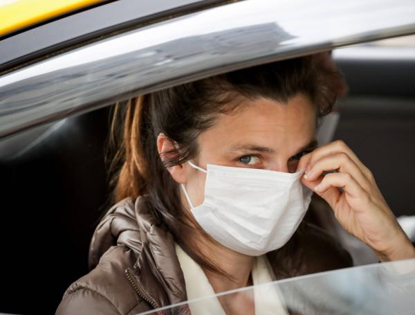 Uruguay informó sus cuatro primeros casos de coronavirus el 13 de marzo. Ahora posee 94, de los que 40 están relacionados con la boda a la que asistió la primera mujer contagiada.