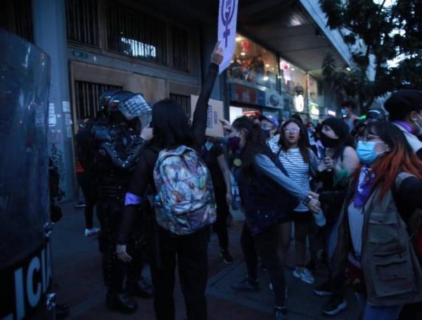 Día de la Mujer 2024 en vivo: así avanzan las marchas por el 8M en los ...