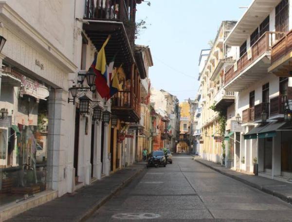 Calle Primera de Badillo, escenario del bochornoso acto sexual al aire libre.