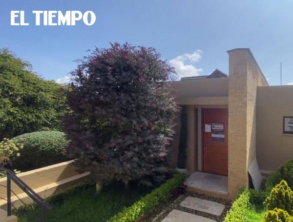 Así luce la casona de La Calera donde fueron asesinados Mauricio Leal y su mamá.