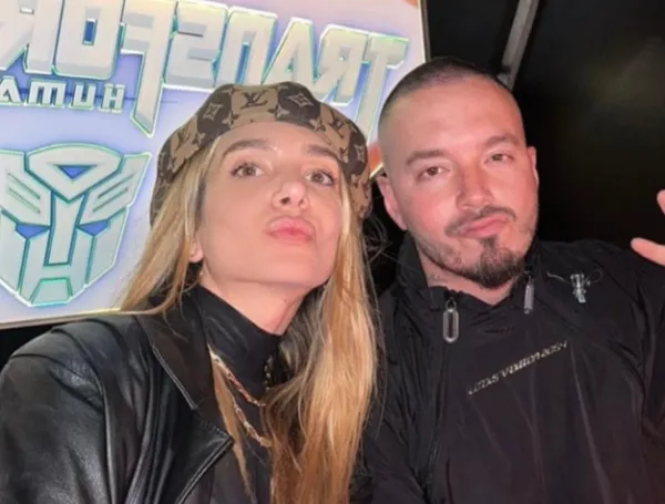 La pareja lleva más de tres años de relación.