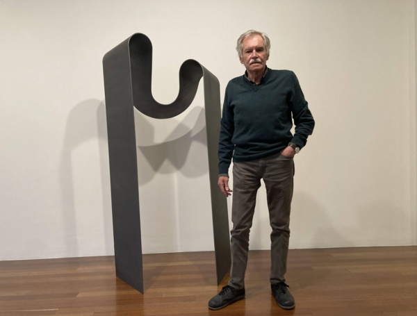 Artista colombiano John Castles