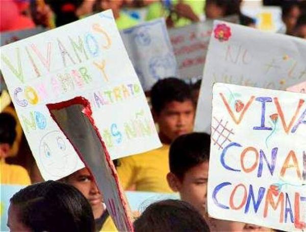 Protesta contra la violencia hacia los niños, en el país.