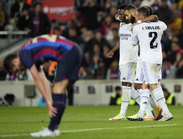Real Madrid baila en el camerino del Camp Nou tras golear a Barcelona