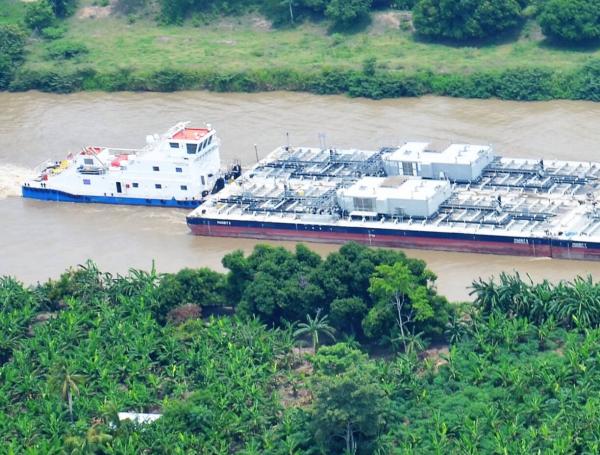 El transporte fluvial ayudaría a descongestionar vías nacionales.