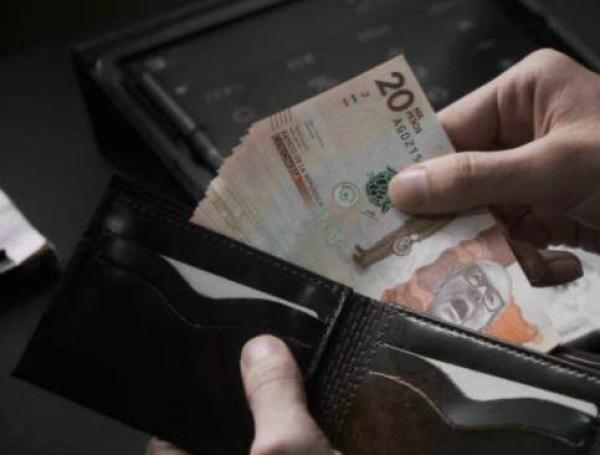 El Impuesto al patrimonio se aplica a personas naturales colombianas y extranjeras, que cuenten con un patrimonio igual o superior a 72.000 UVT